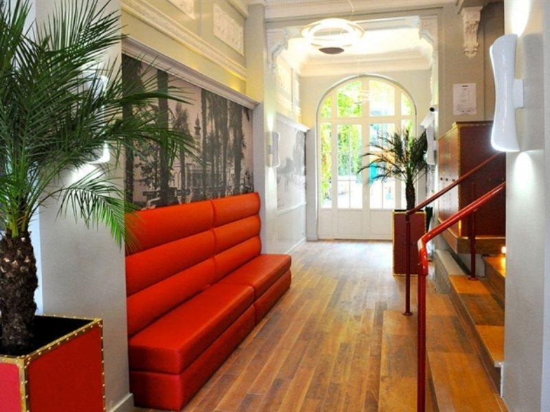 Excelsior Centre Hotel 4*